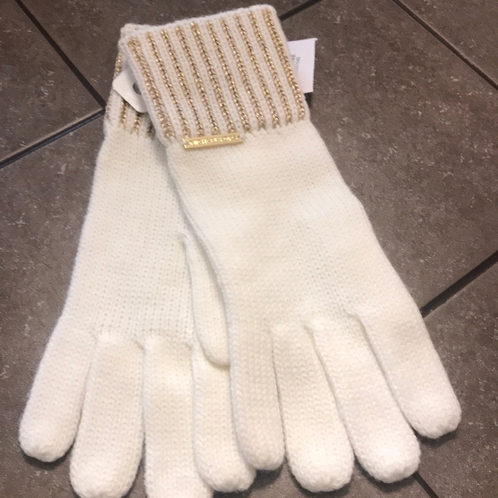 Michael Kors winter gloves